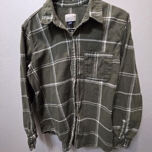 Universal Thread Green Plaid Button Down Shirt